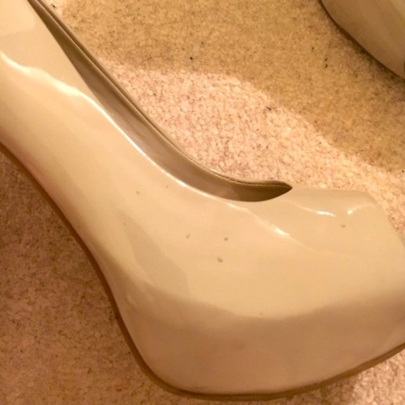 Jessica Simpson Peep Toe Beige Pumps Heels Size 7.5 Career Workwear Capsule - Picture 4 of 5